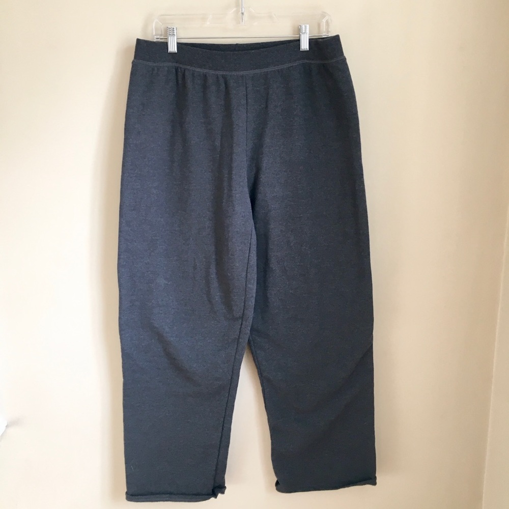 Hanes Just My Size Grey Sweatpants. 1X (16W)